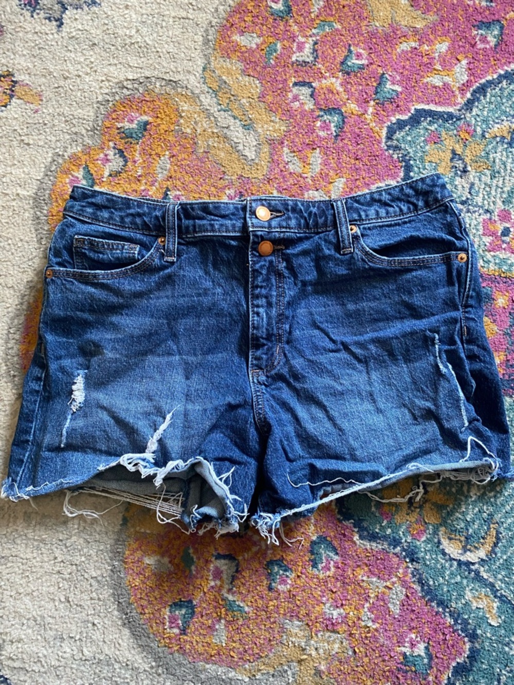 Universal Thread Women’s Denim Jean Shorts Vintage MIDI 12/31 Distressed Summer